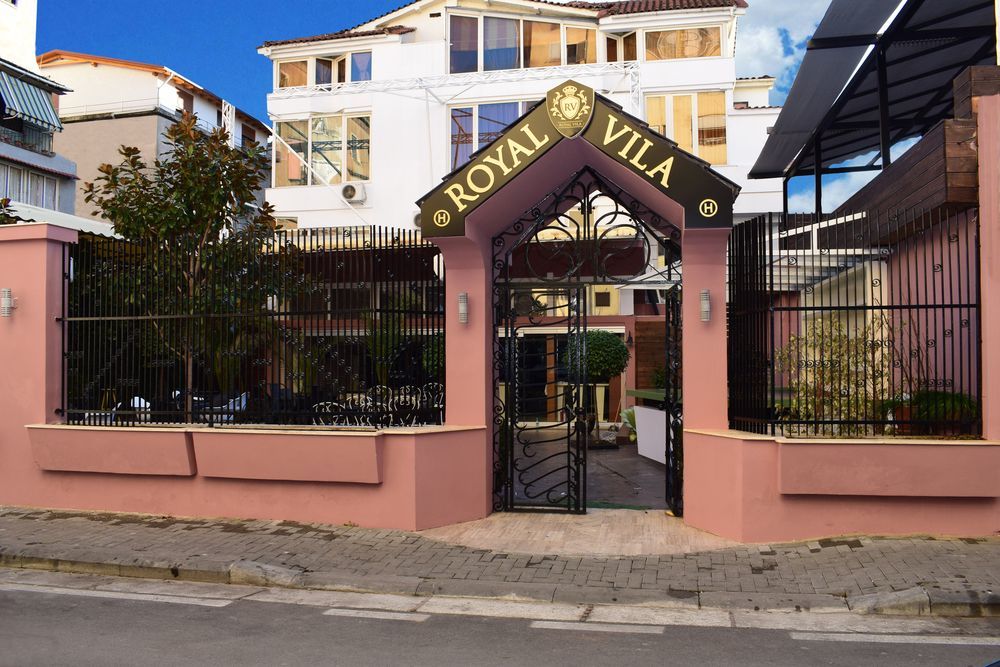 Royal Vila Hotel Tirana Exterior foto